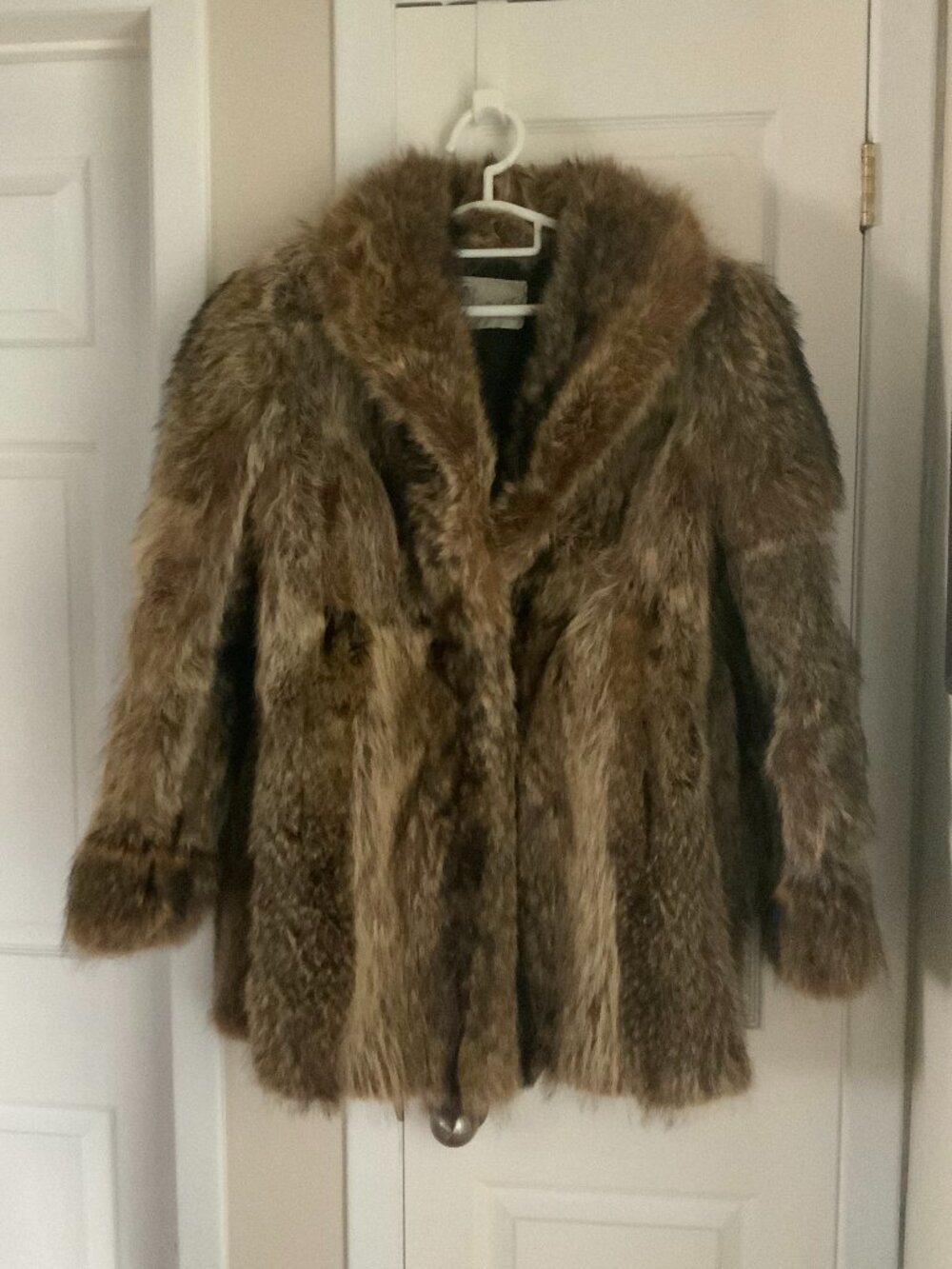 VINTAGE WOMEN'S MUSKRAT FUR JACKET - SIZE MAY BE 12